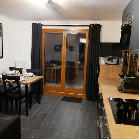 Appartement 4 personnes au pied des pistes du Linga à CHÂTEL Esterno foto