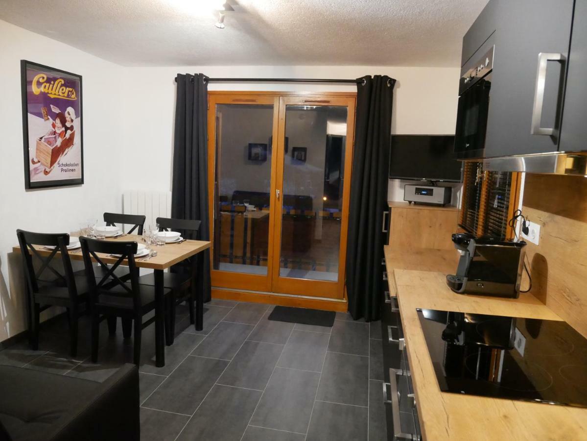 Appartement 4 personnes au pied des pistes du Linga à CHÂTEL Esterno foto